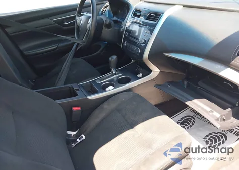 2015 Nissan Altima 2.5/2.5 S/2.5 Sl/2.5 Sv z USA, uszkodzony, nr VIN 1N4AL3AP7FN883153